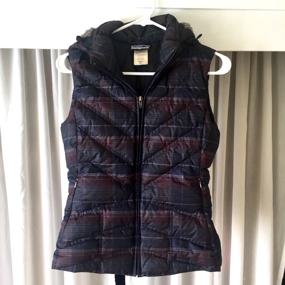 Patagonia plaid down puffer vest with hood XS